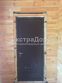 Противопожарные двери с решеткой от производителя в Зеленограде  купить